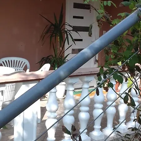 Apartment Rubbi - Three Bedroom With Terrace *