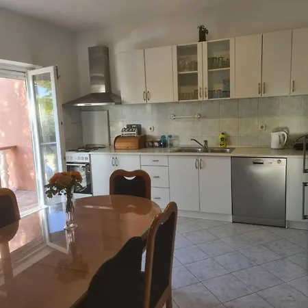 Rubbi - Three Bedroom With Terrace Vrsi