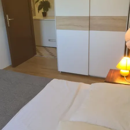 Apartamento Rubbi - Three Bedroom With Terrace Vrsi